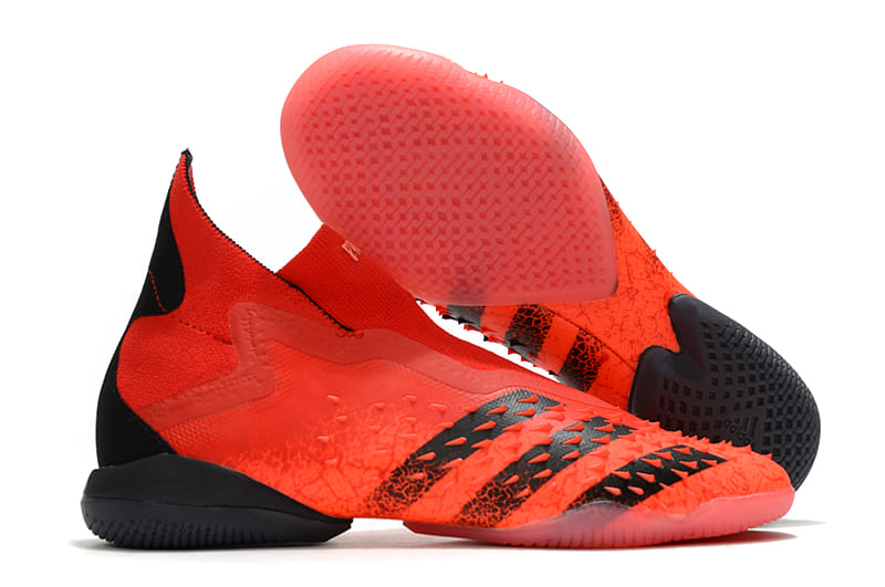 Chuteira Adidas Predator Freak - Futsal