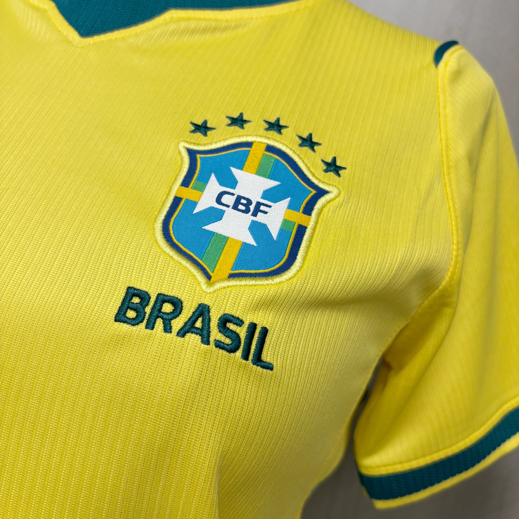 Camisa Brasil - 2026 Home Feminina Versão Torcedor