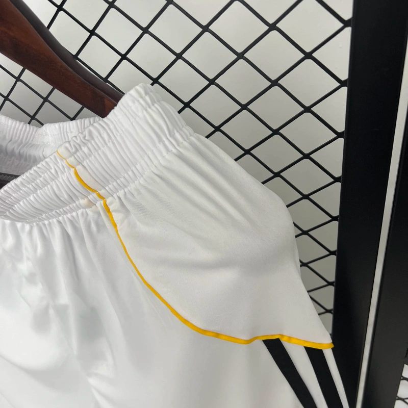 Shorts Real Madrid - 2025/26 Home