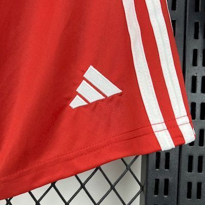Shorts Bayern Munich - 2025/26 Home
