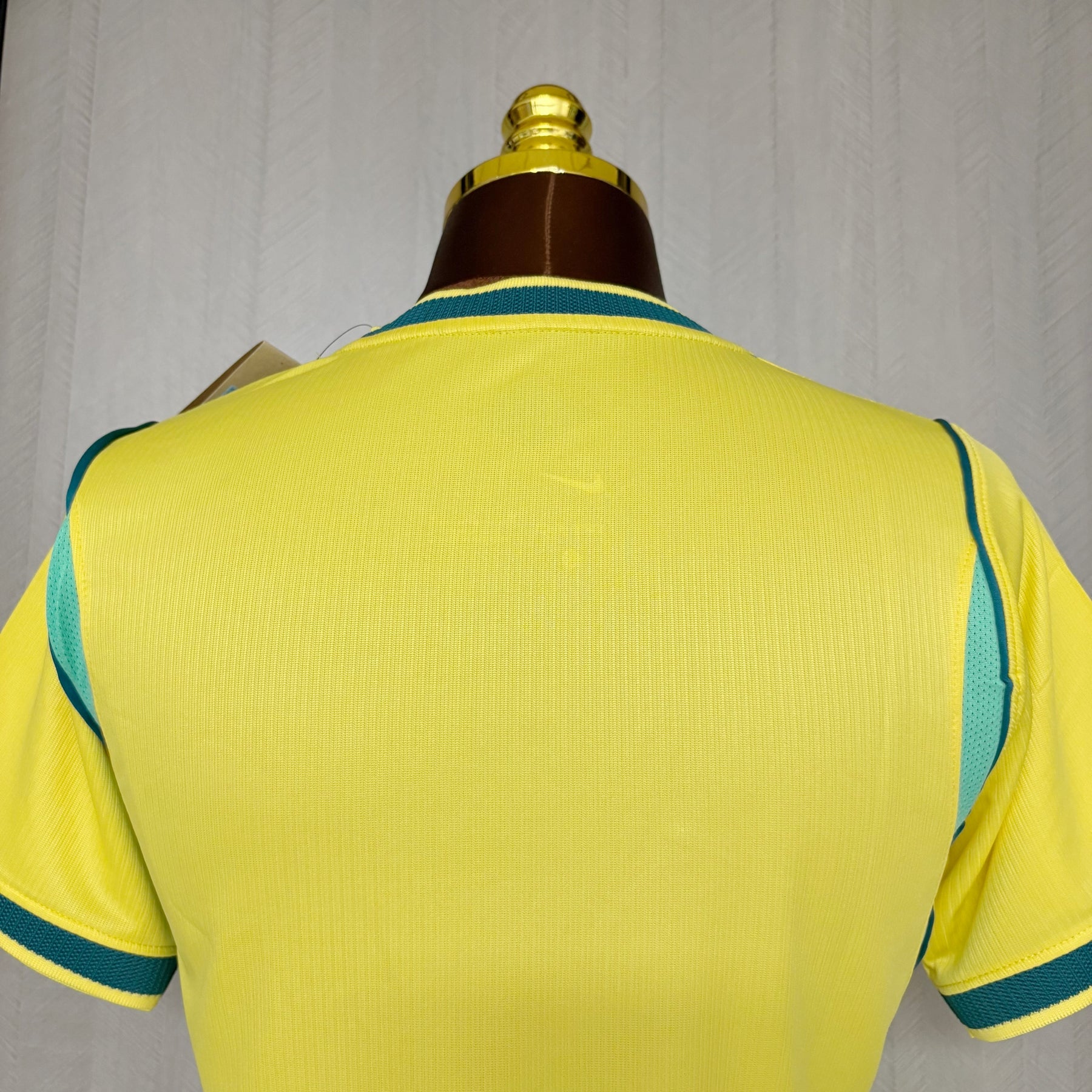 Camisa Brasil - 2026 Home Feminina Versão Torcedor