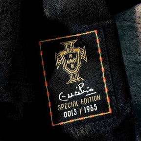 Camisa Portugal Preta Puma Especial " Pantera Negra "- Versão Torcedor