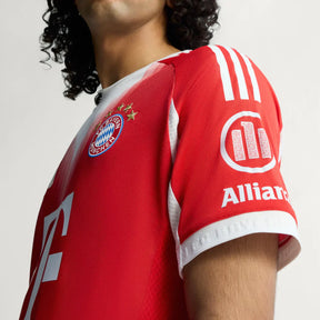 Camisa Bayern Titular 25/26 - Versão Jogador