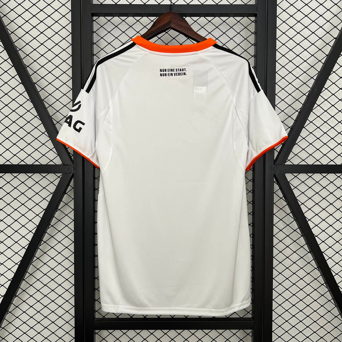 Camisa Frankfurt - 2025/26 Away Versão Torcedor